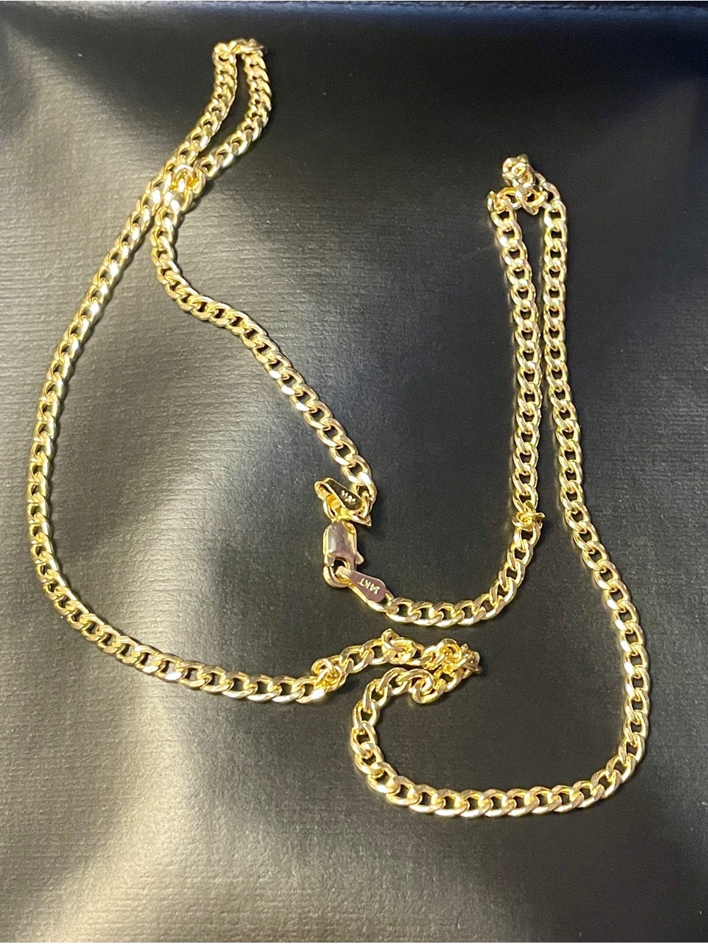 Genuine 14k Yellow Gold 3mm Cuban Chain. 3.75 Grams. 18”. NWOT. VALUE!!